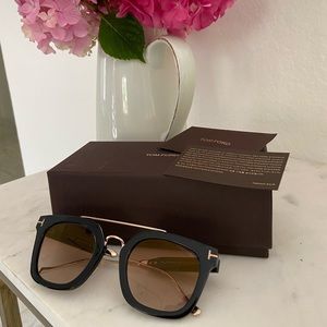 TOM FORD SUNGLASSES made in Italy
